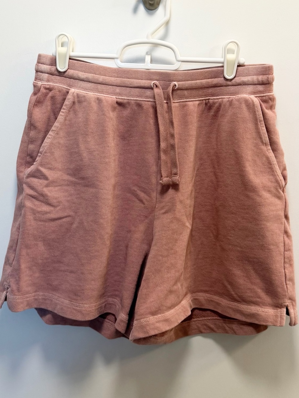 Old navy Everyday Comfort Women's Dusty Rose Drawstring sweat Shorts